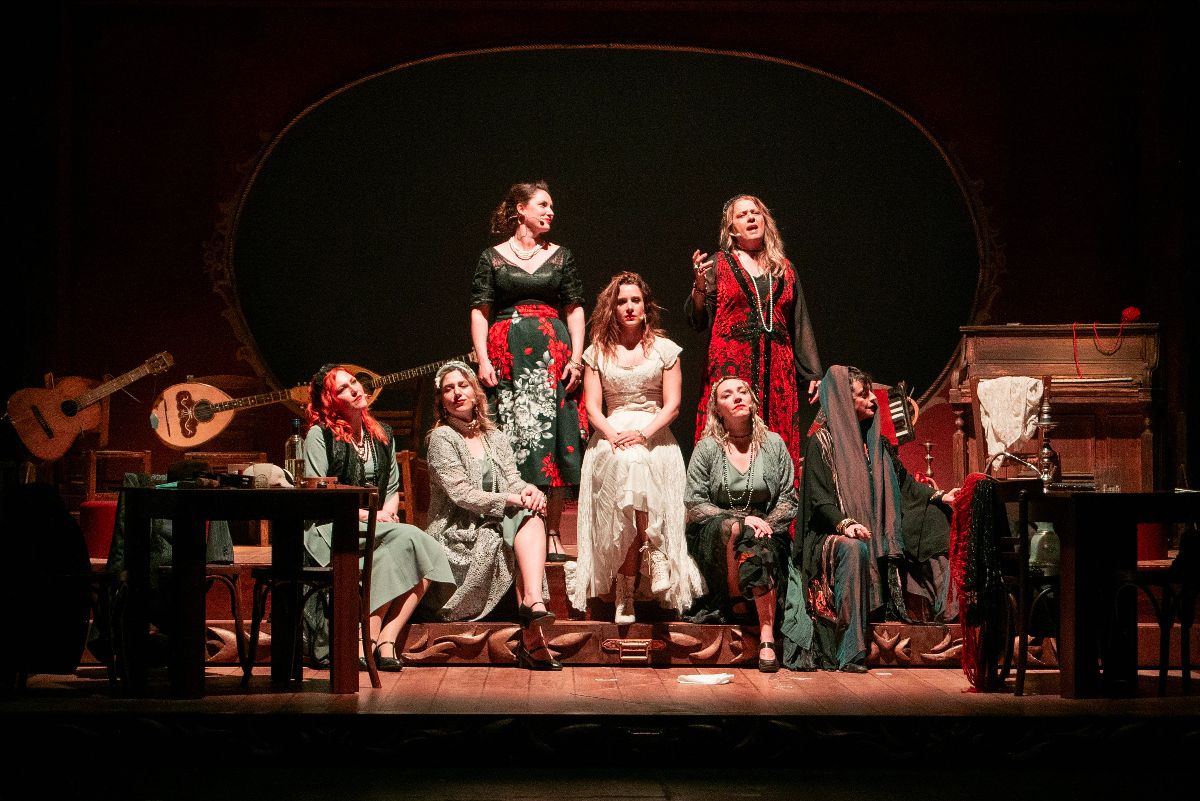  Η παράσταση «Μαρίκα με είπανε – Μαρίκα με βγάλανε» στο Αρχαίο Θέατρο Φιλίππων